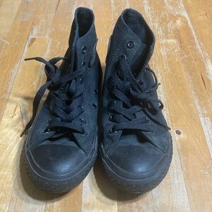 Youth Chuck Taylor Converse Allstars shoes
